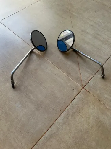 Vendo espelho retrovisor 