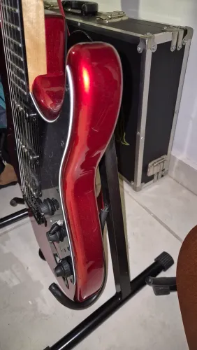 GUITARRA Stratocaster Tagima