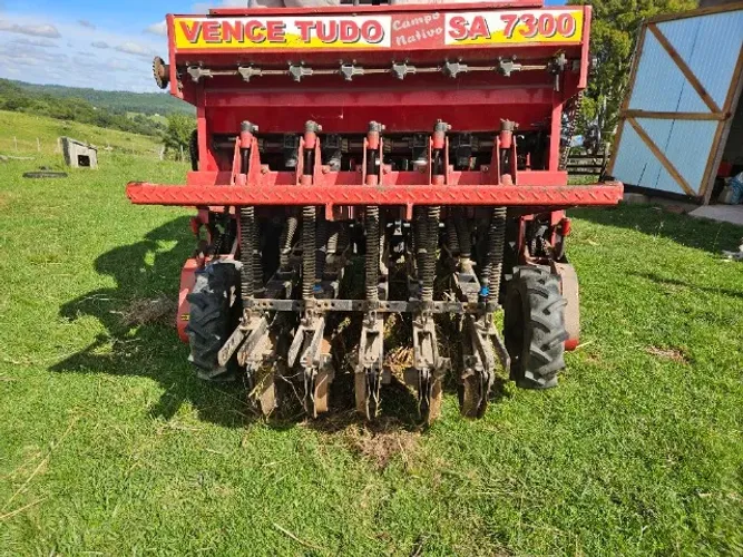 Plantadeira Vence Tudo 7300 - 5 linhas (Inveno e Verão)