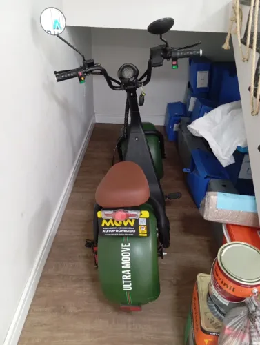 Moto scooter elétrica 