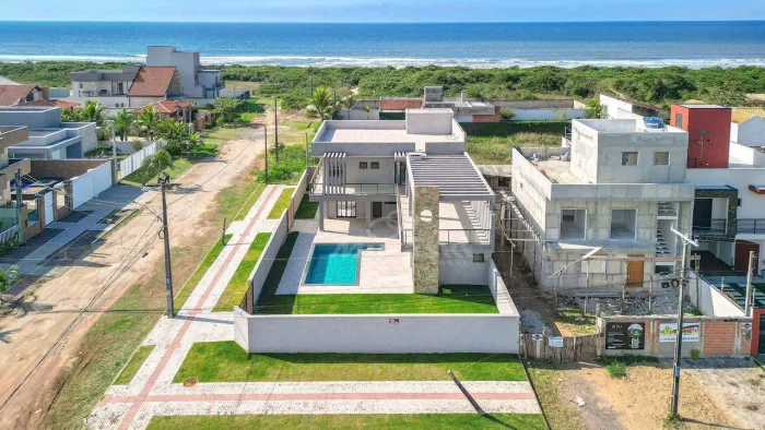 Casa com 5 dormitórios à venda, 350 m² por R$ 2.700.000,00 - Coroados - Guaratuba/PR
