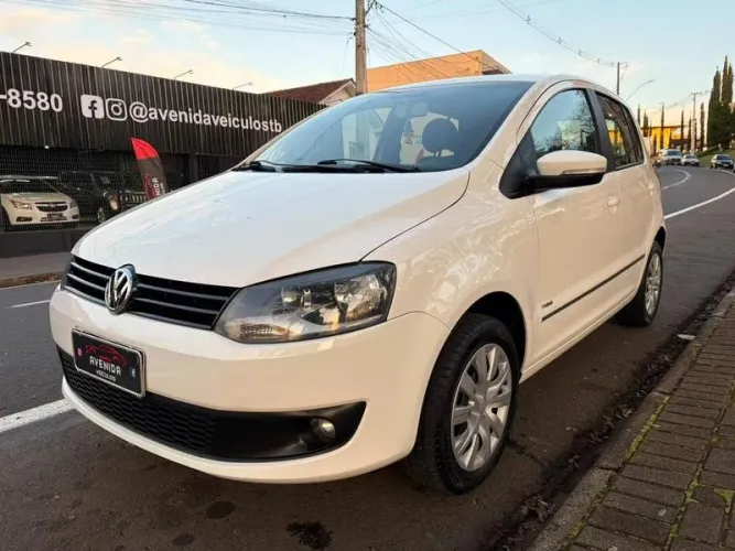 Volkswagen Fox Prime/higli. 1.6 Total Flex 8V 5P 2012