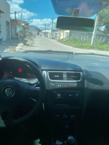 Volkswagen Fox 1.6 MI I Motion Total Flex 8V 5P 2013