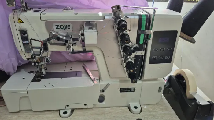 Máquina de Costura Industrial Galoneira
