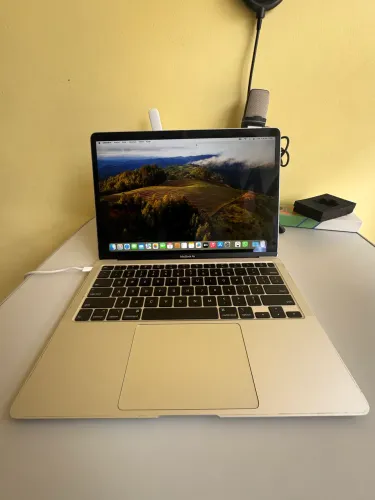 MacBook Air 2020 8g