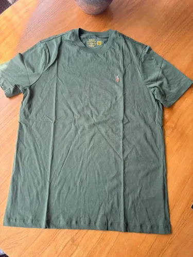 Camisa Polo Ralph Lauren na etiqueta