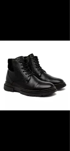 BOTA MASCULINA COTURNO LAROCHE EVEREST EM COURO PRETO