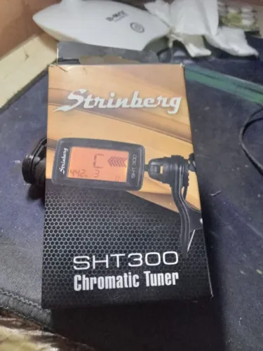 Afinador Cromatico Digital pra violao e guitarra Strinberg SHT 300