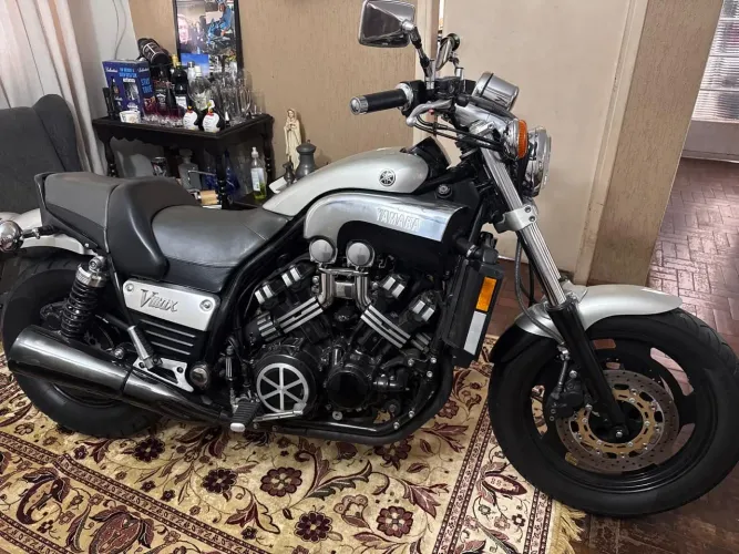 Yamaha v-max 1200