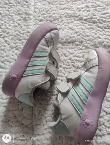 Tênis feminino