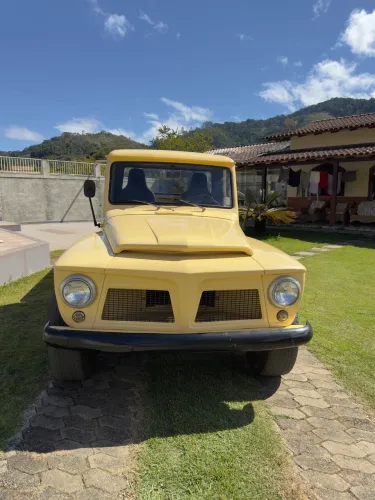 Ford F-75 4X4 2.3 1976