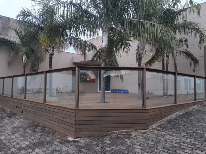 Prédio Grande porte Locado Av. Arquimedes Pereira lima