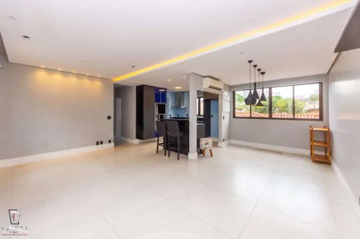 Casa para venda em Chácara Santo Antônio (Zona Sul) com 3 quartos, sendo 2 suítes, 162m²