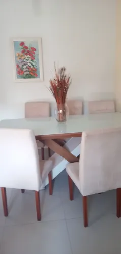 Linda mesa de jantar + 6 cadeiras