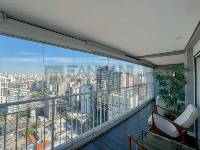 Aluguel de Apartamento Mobiliado na Vila Nova Conceição com 2 Quartos, 2 Suítes e 2 Vagas
