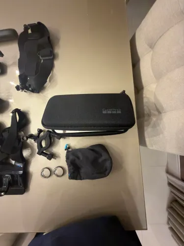 GoPro Max 360 com acessórios 