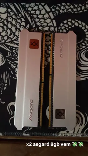 duas memórias ram asgard de 8gb totalizando 16gb 3200hz