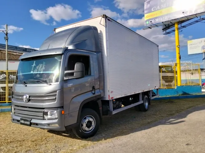 Caminhão Volkswagen 11180