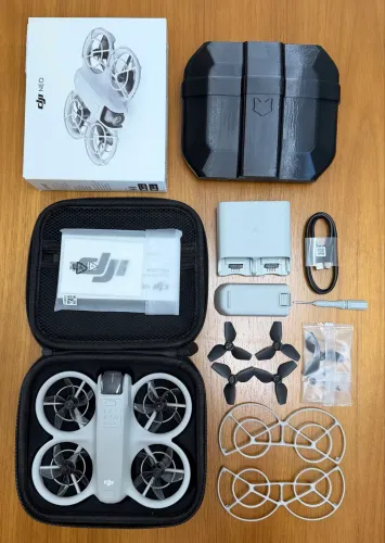 Drone DJI NEO - Case, bateria extra, base carregador