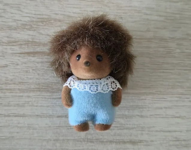 Sylvanian Families Bebê Porco Espinho