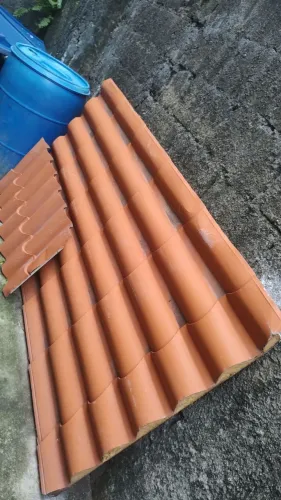 Telhas usadas total 22 e quatro tapete para piscina de plástico