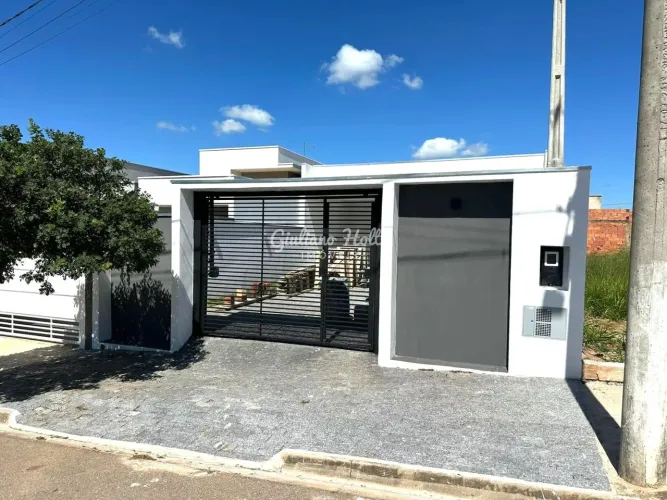 Casa para Venda em Boituva, Vila dos Ipês, 2 dormitórios, 1 suíte, 2 banheiros, 4 vagas
