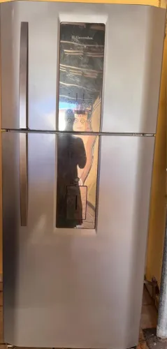 Geladeira moderna