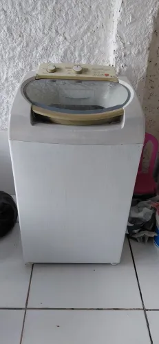 Vendo Máquina de Lavar