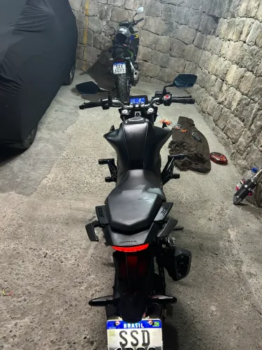 CB300F 2024