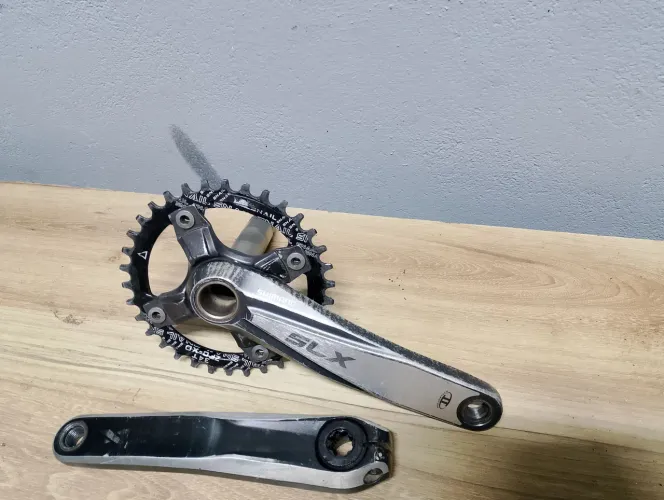 Pedivela Shimano SLX hallowtec