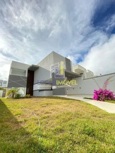 Casa Alto Padrão de 02 Pavimentos com 3 suítes podendo ser reversível para 4/4 + hidro + d