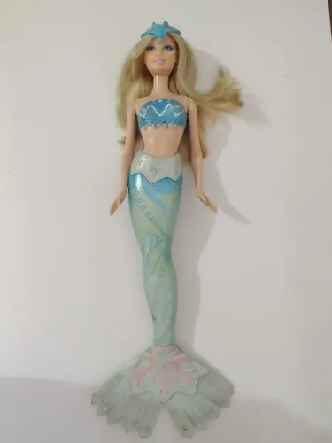 Boneca Barbie Vida de Sereia 2 - Embaixadora Selena