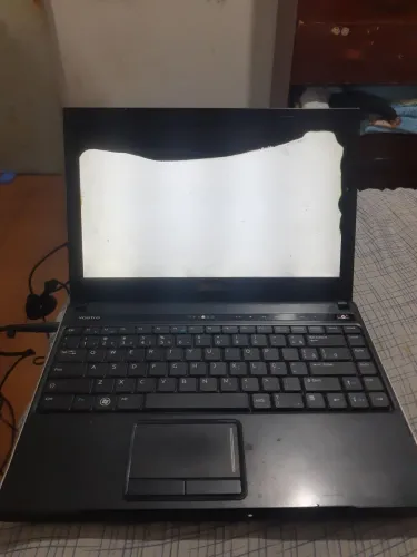 Notebook Dell Vostro3300 i5 precisa troca a tela fora isso tudo ok máquina boa