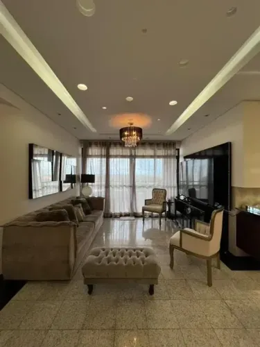 Apartamento no condomínio Mandacaru