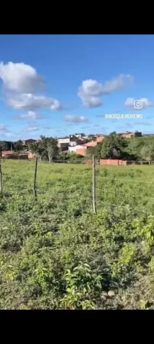 vendo lote 10/40 na cidade de Itaporanga por 22 mil avista