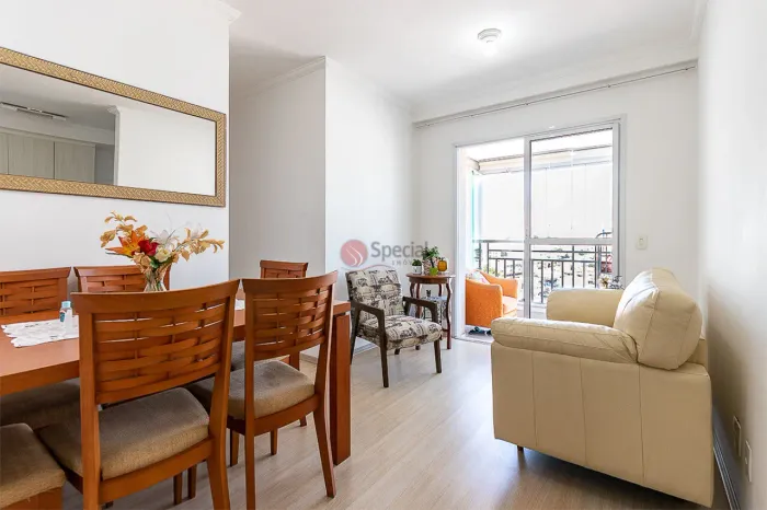 Apartamento na Vila Carrão 48 metros, 2 dormitórios, 1 vaga de garagem. Condomínio clube.