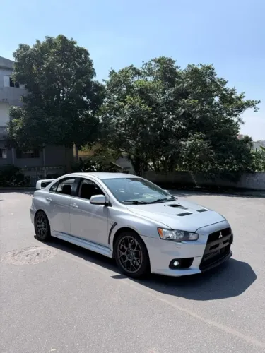 Mitsubishi Lancer Evolution X 2.0 16V 295cv TB Int. 2012