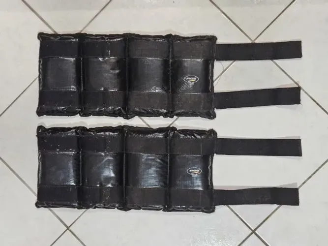 Par de Caneleiras de 11kg