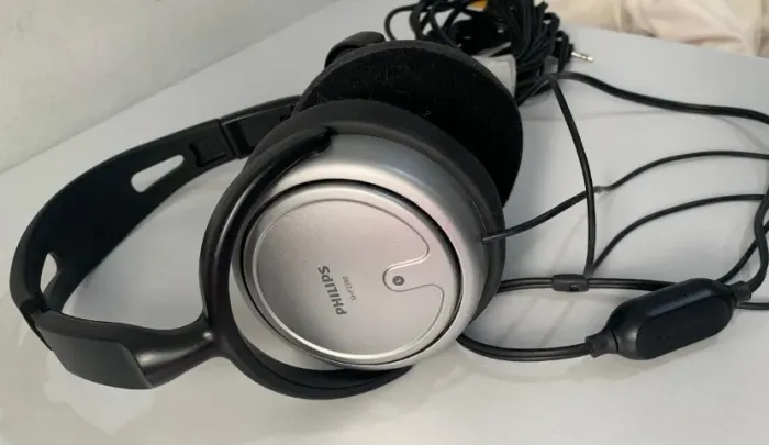 Fone Philips Shp 2500 com fio (6m)