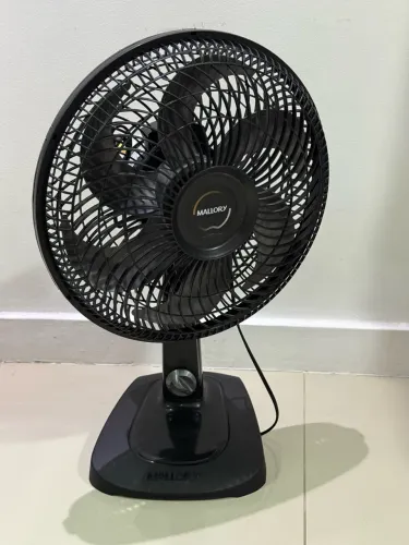 Ventilador De Mesa Mallory Turbo Compact 30cm 6 Pás 220v