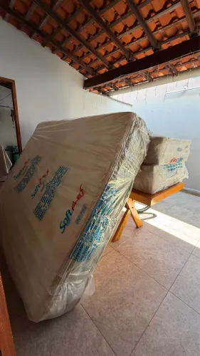 Cama Queen Casal com Lâmina de Espuma 
