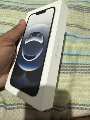 LACRADO iPhone 16e