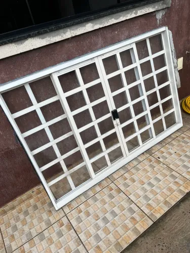 Janela Sasazaki 1,00x1,50
