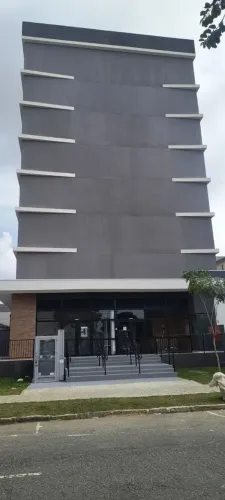 Locação de maravilhoso Studio no recém entregue ROC 476 no Rebouças