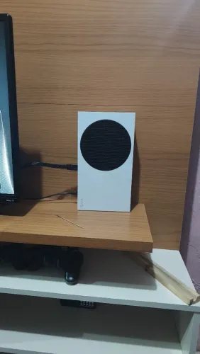 Xbox séries s bem cuidado 