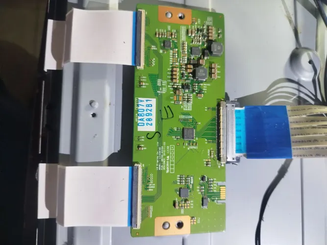Placa t-con tv LG 32Ls3450