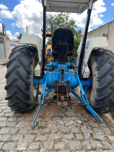 Trator Ford 6600