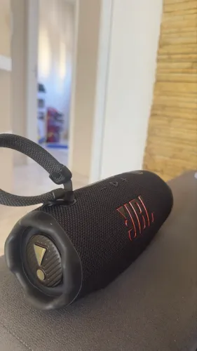 JBL charge 6