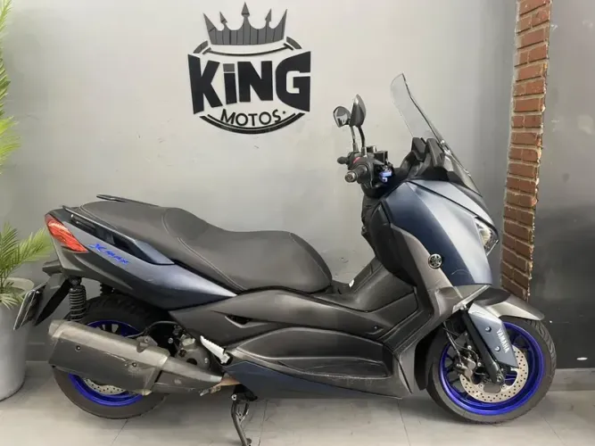 Yamaha XMAX 250