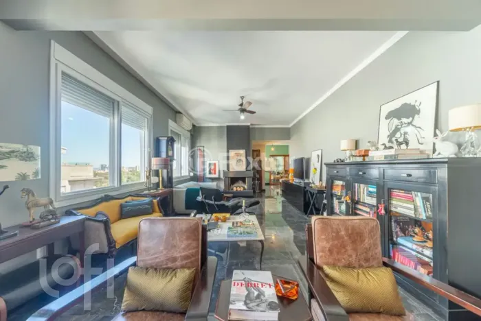 Apartamento à venda em Rio Branco com 156 m², 3 quartos, 1 suíte